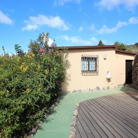 Kleines Mit Terrasse Fuer Zwei Personen * Guia de Isora (Tenerife)